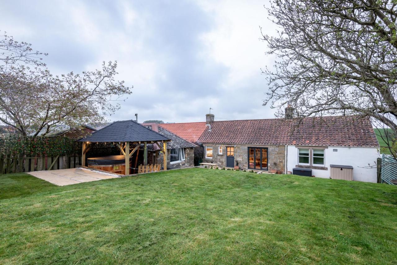 East Cottage * Wood Burning Hot Tub * Garden St Andrews Zewnętrze zdjęcie